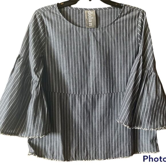 Dolan Left Coast Collection Grey and White Blouse Size Small 📦 - Picture 1 of 8